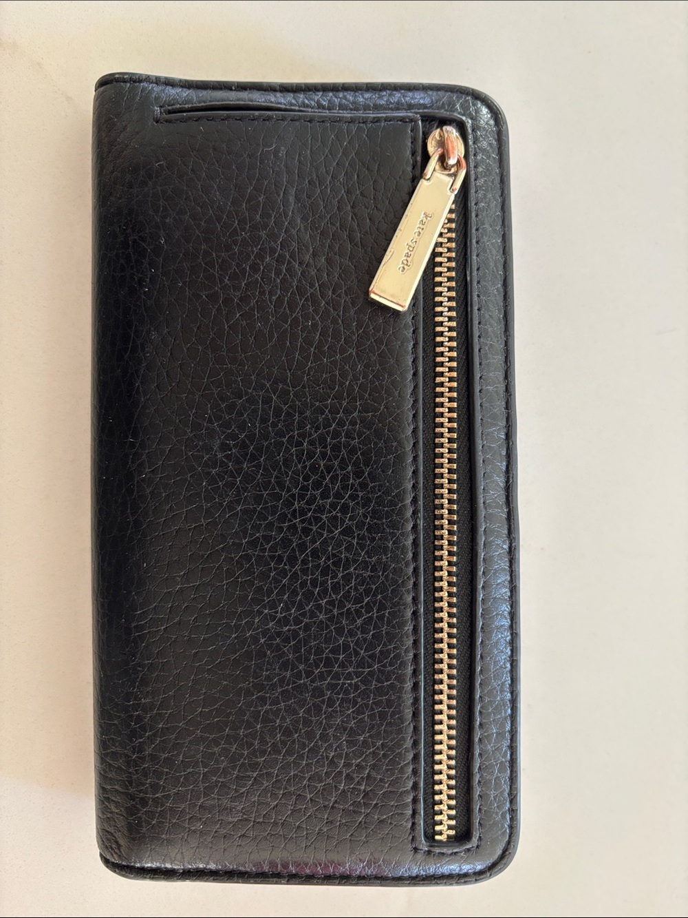 kate spade Black Pebbled Leather Zip Wallet with Logo - Picture 5 of 5